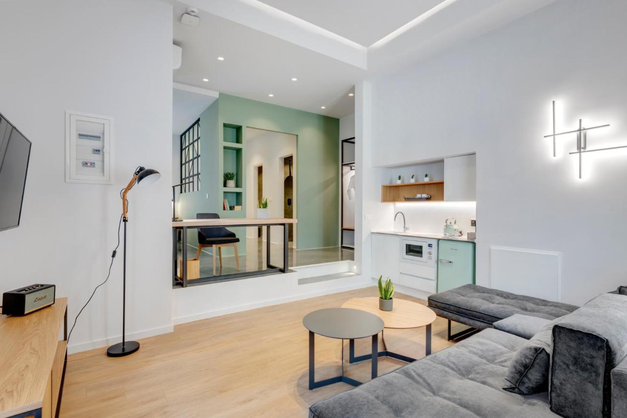 Times Elegant Rooms แอร์มูโปลี ภายนอก รูปภาพ