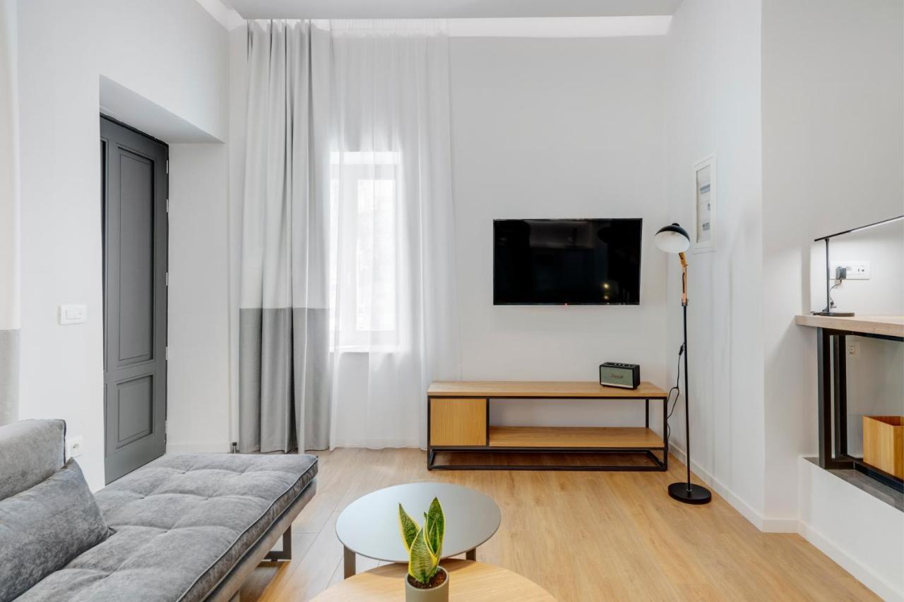 Times Elegant Rooms แอร์มูโปลี ภายนอก รูปภาพ