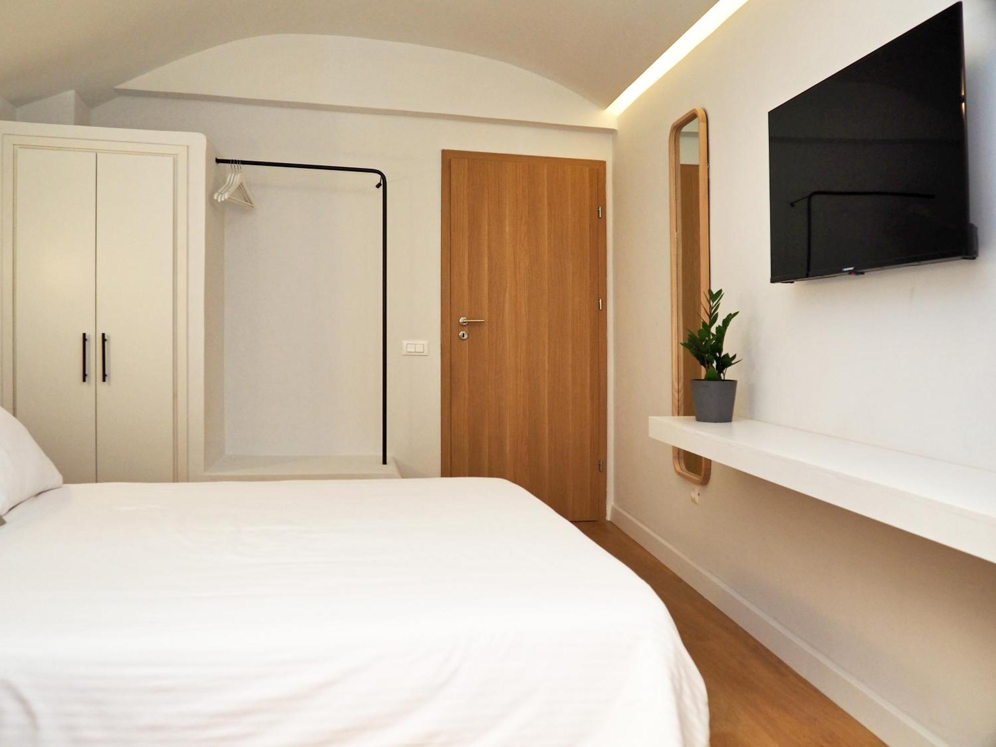 Times Elegant Rooms แอร์มูโปลี ภายนอก รูปภาพ